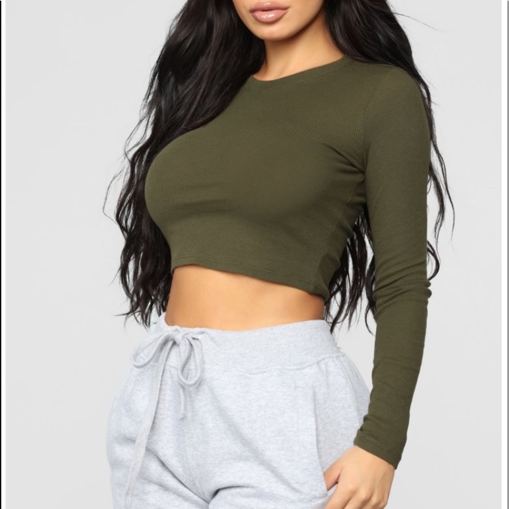 NWT Fashion Nova Long Sleeve Crop Top